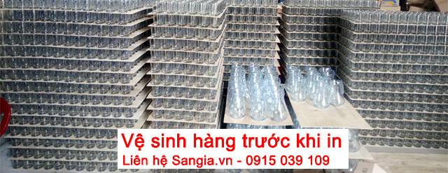 1 Công đoạn sản xuất quà tặng của Công ty SanGia VN