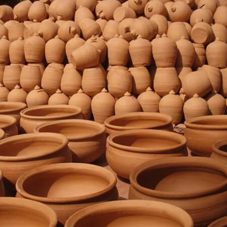 Lựa chọn giữa gốm và sứ