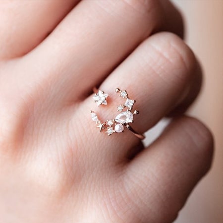 Quảng cáo - Những mẫu nhẫn kim cương mang vẻ đẹp tinh tế và giá trị vĩnh  cửu dành cho tình yêu của bạn | Quản lý chi phí xây dựng, Quản
