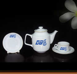 BỘ TRÀ 0.7L JASMINE CHỈ VÀNG MINH LONG IN LOGO LÀM QUÀ TẶNG