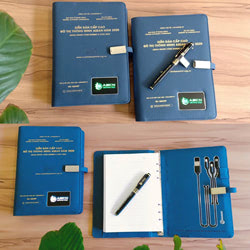 GIFTSET QUÀ TẶNG HỘI NGHỊ CAO CẤP GỒM SỔ DA VÀ PHỤ KIỆN