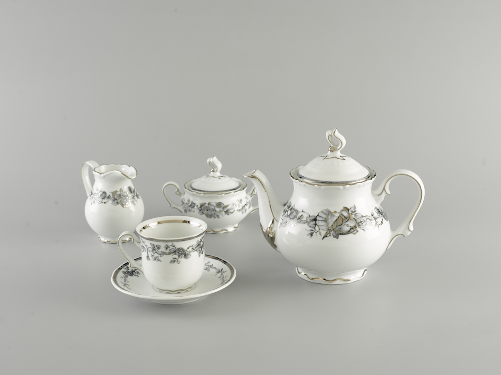 BỘ TRÀ 1.2L TIỆP H.THOẠI BIỂN MINH LONG