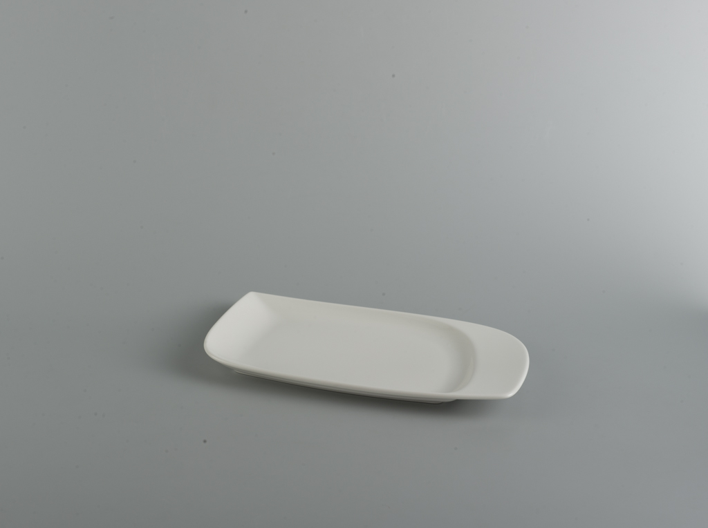 DĨA CHỮ NHẬT 1 VÀNH 27.5 X 16.5 cm ANH VŨ LYS LY'S HORECA