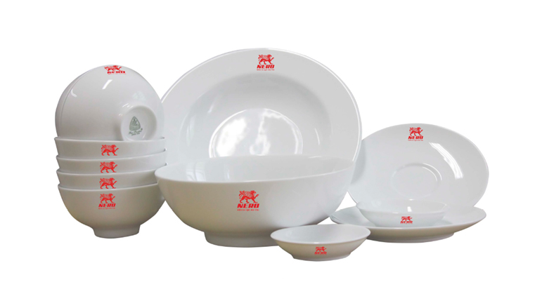 GIÁ IN LOGO LÊN BỘ BÀN ĂN QUÀ TẶNG CAO CẤP (CHỈ TÍNH GIÁ IN)