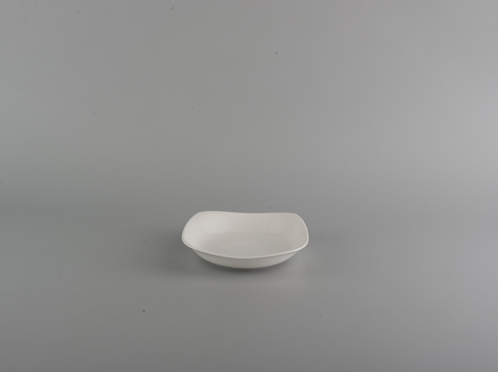 DĨA VUÔNG SÂU 18cm JAS LYS LY'S HORECA