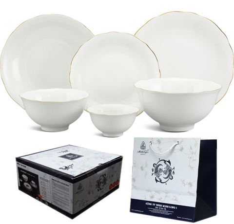 BỘ BÀN ĂN DÁT VÀNG 14 MÓN LÀM QUÀ TẶNG CHO BỐ MẸ DỊP TẾT