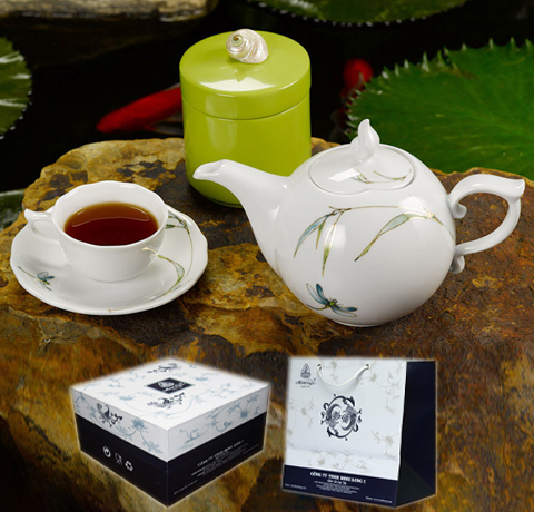 BỘ ẤM CHÉN 0.7l DÁNG MẪU ĐƠN LÀM QUÀ SINH NHẬT MẸ