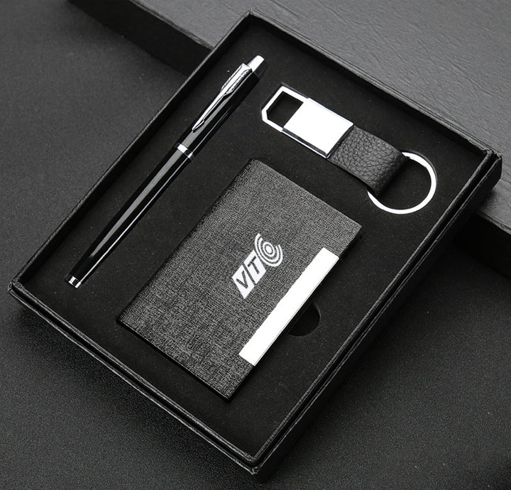MẪU BỘ GIFTSET QUÀ TẶNG DA PHỐI KIM LOẠI IN LOGO VTC
