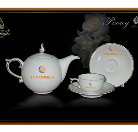 BỘ TRÀ 0.7L MẪU ĐƠN VIỀN BẠCH KIM LÀM QUÀ TÂN GIA