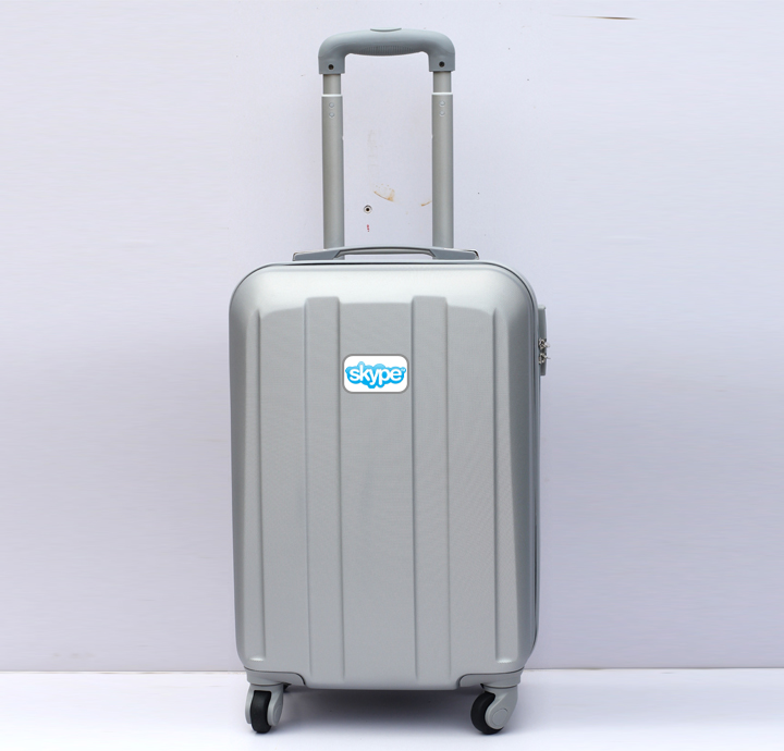 VALI KÉO GIÁ RẺ SỌC LỚN XÁM 24inch IN LOGO 1 MÀU