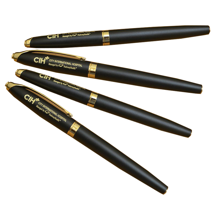 MẪU BÚT BI KIM LOẠI IN LOGO CIH CÀI VÀNG