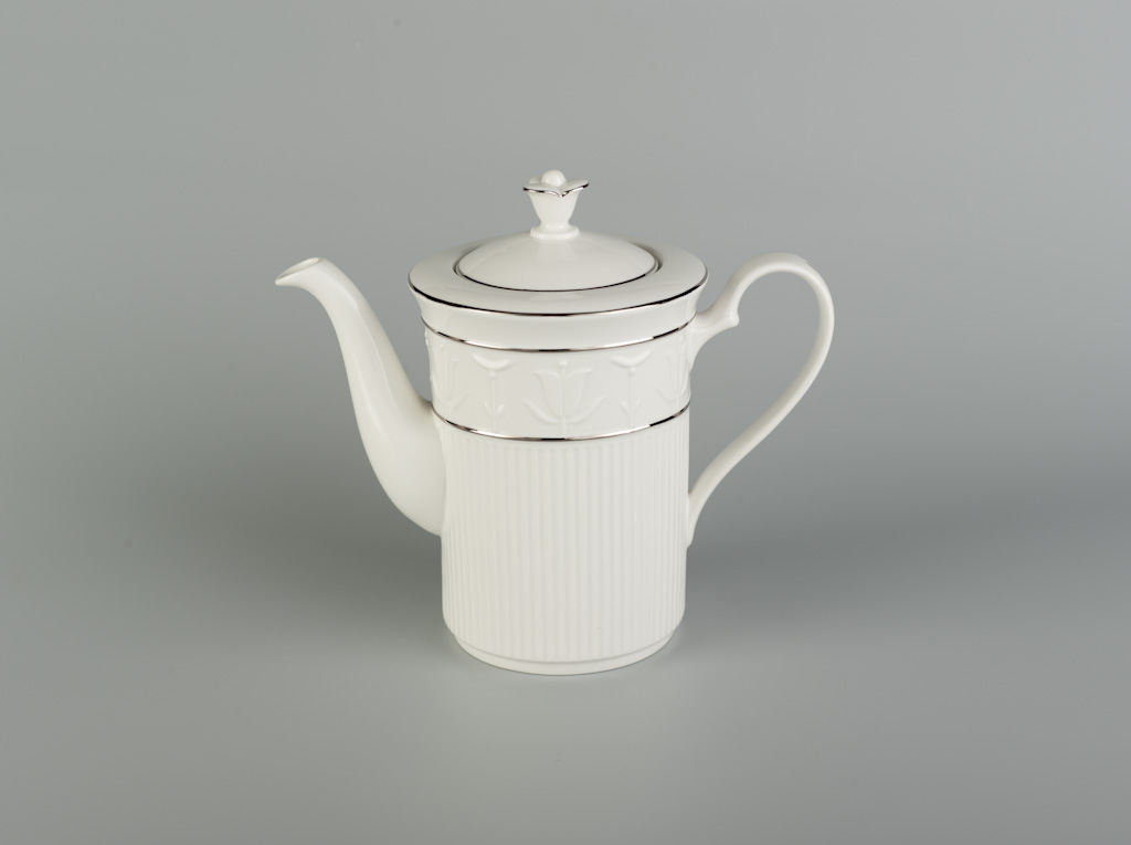 BỘ TRÀ 0.8L TULIP NỔI CHỈ BẠC MINH LONG