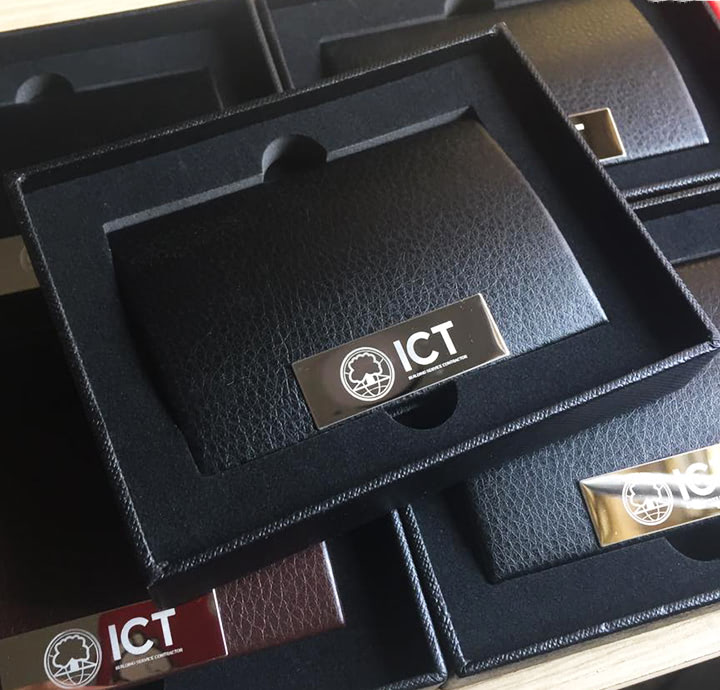 MẪU VÍ ĐỰNG NAME CARD NAM IN LOGO ICT