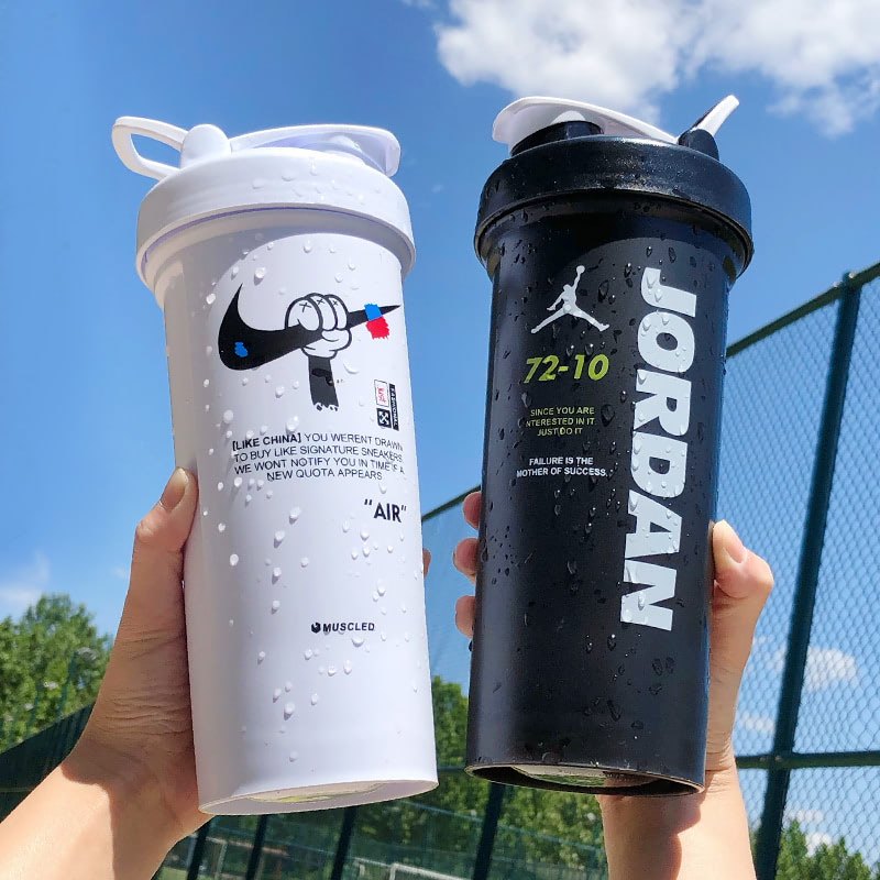 CỐC NƯỚC THỂ THAO 1,1L SIÊU ĐẸP CHO DÂN THỂ THAO