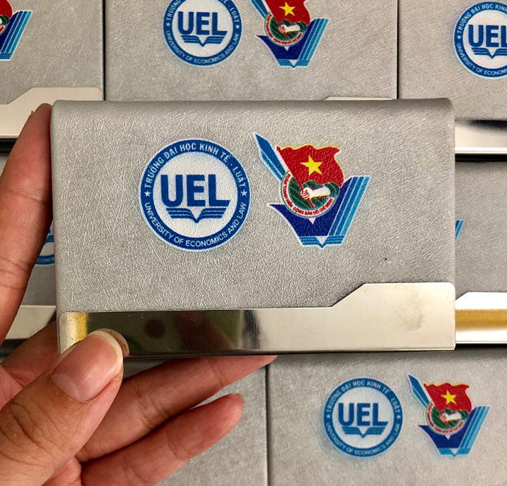 MẪU VÍ DA ĐỰNG NAME CARD IN LOGO QUẢNG CÁO UEL