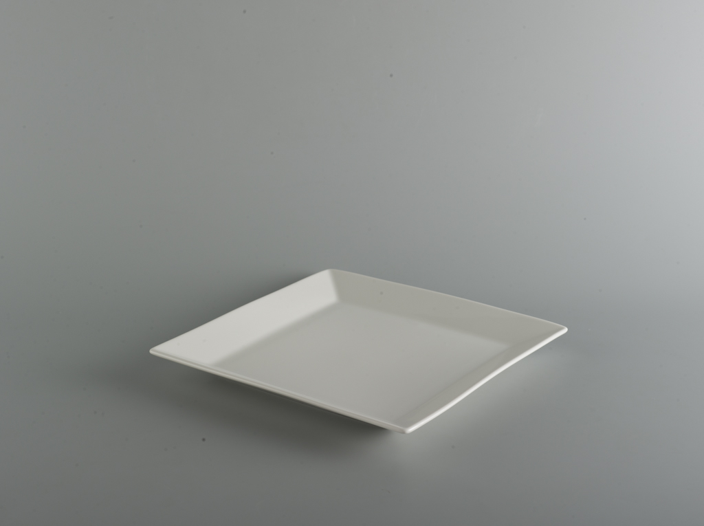 DĨA VUÔNG LÁ 18cm DAISY LYS LY'S HORECA