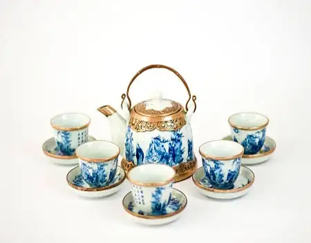 am chen bat trang boc dong