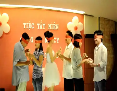 tro choi trong tiec tat nien min